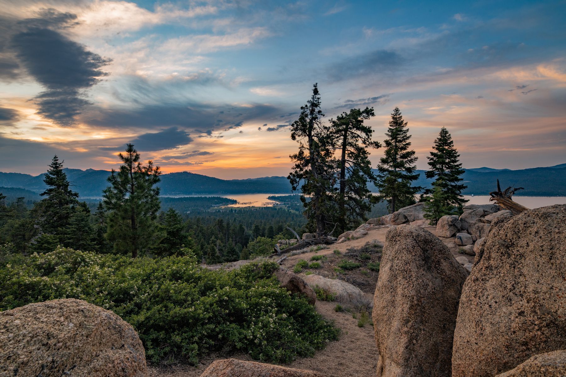 This Hiking Club Wants to Take You on a 60-mile Journey Through One of America’s Most Beautiful Landscapes